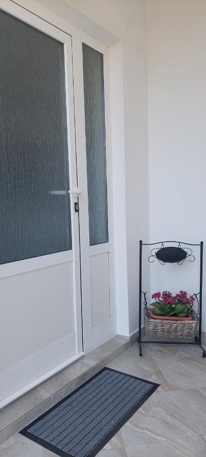Apartma Pahljina *
