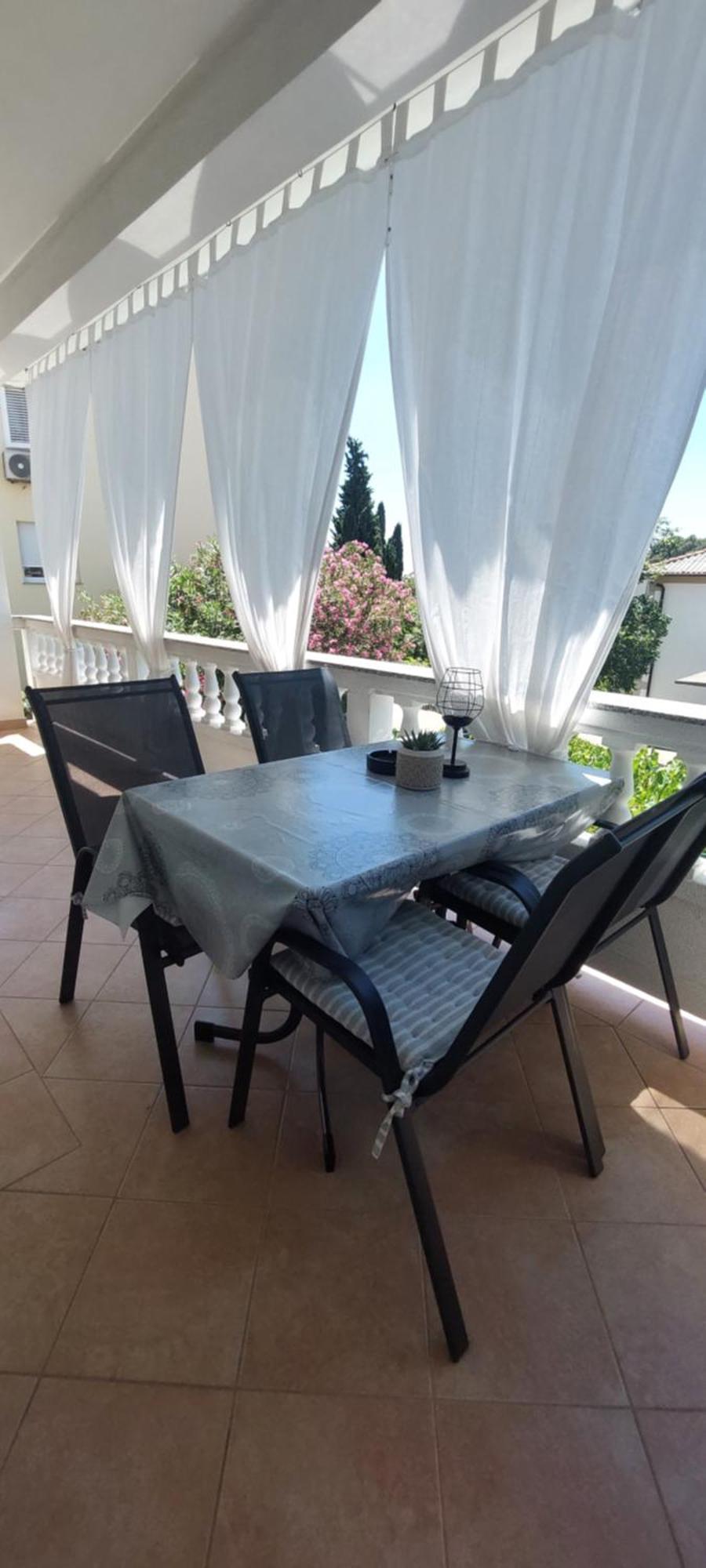 Appartement Pahljina *